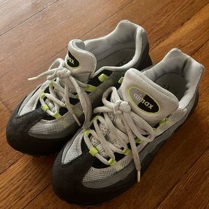 Nike Air Max 95 OG Neon size 3